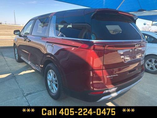 2024 Kia Carnival LX