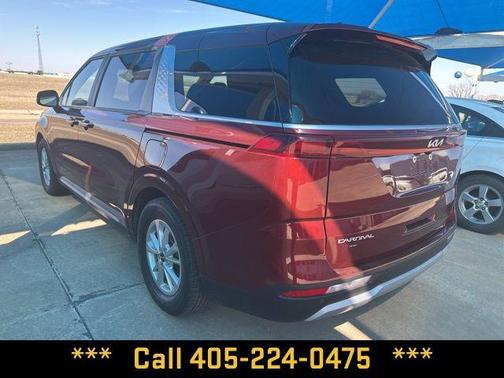 2024 Kia Carnival LX