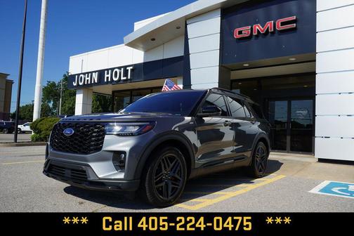 Carbonized Gray Metallic 2025 Ford Explorer ST-Line