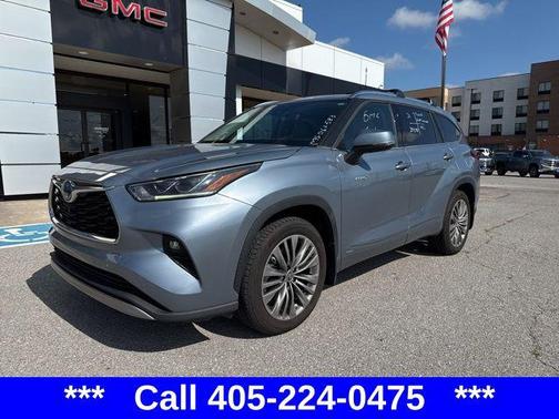 2021 Toyota Highlander Hybrid Platinum