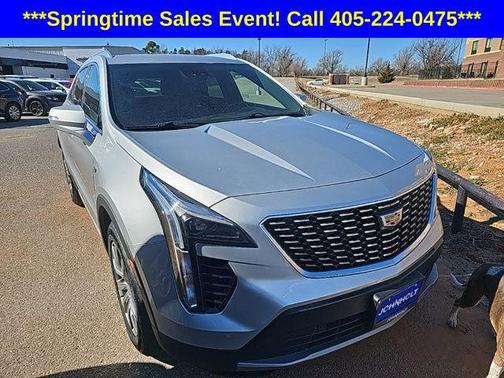 2022 Cadillac XT4 Premium Luxury