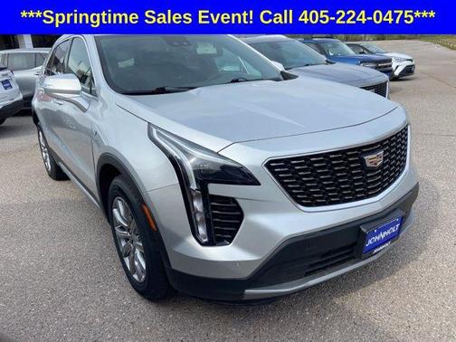 2022 Cadillac XT4 Premium Luxury