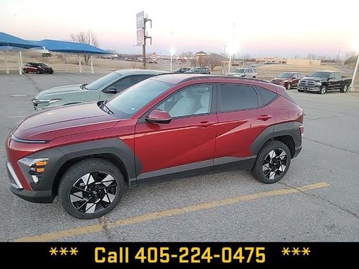 2025 Hyundai KONA SEL