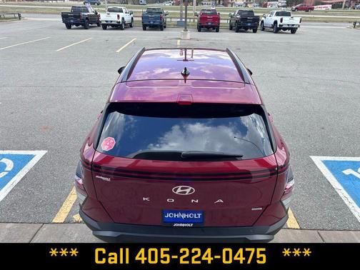 2025 Hyundai KONA SEL