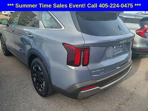2024 Kia Sorento S