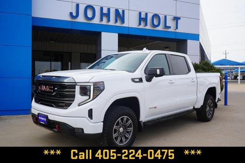 Summit White 2024 GMC Sierra 1500 AT4