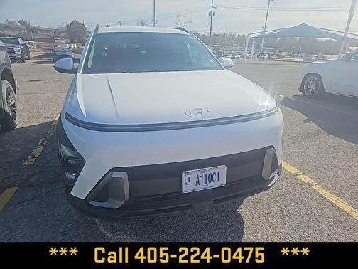 2025 Hyundai KONA SEL