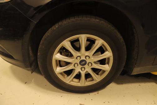 2016 Ford Fusion S