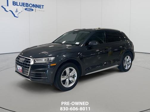 Manhattan Gray Metallic 2018 Audi Q5 2.0T QUATTRO PREMIUM
