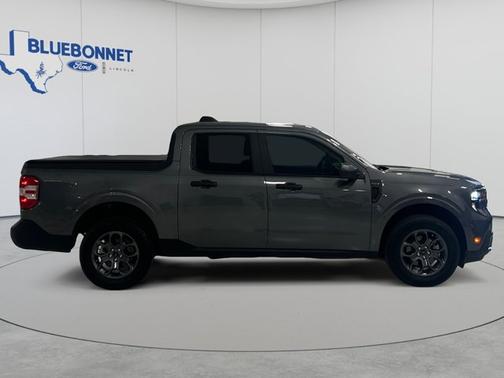 CARBONIZED GRAY METALLIC 2025 Ford Maverick XLT