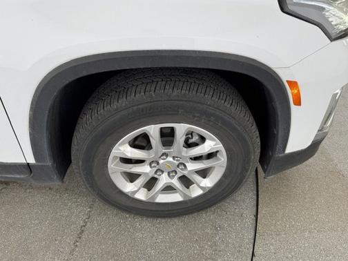 2023 Chevrolet Traverse LS W/1LS