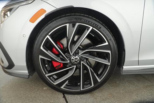 2022 Volkswagen Golf GTI 2.0T AUTOBAHN