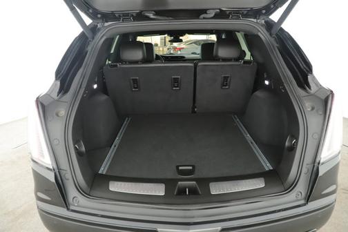 2020 Cadillac XT5 SPORT