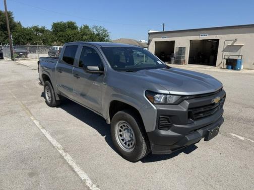 Sterling Gray Metallic 2024 Chevrolet Colorado WT