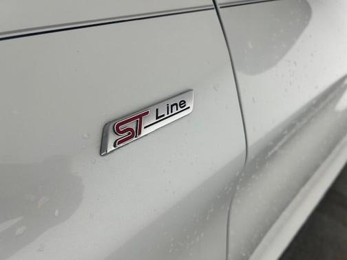 STAR WHITE MET TRI-COAT 2022 Ford Explorer ST-LINE
