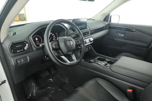 2023 Honda Pilot EX-L 8-PASSENGER