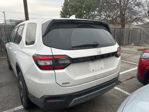 2023 Honda Pilot EX-L 8-PASSENGER