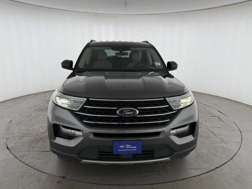 CARBONIZED GRAY METALLIC 2021 Ford Explorer XLT
