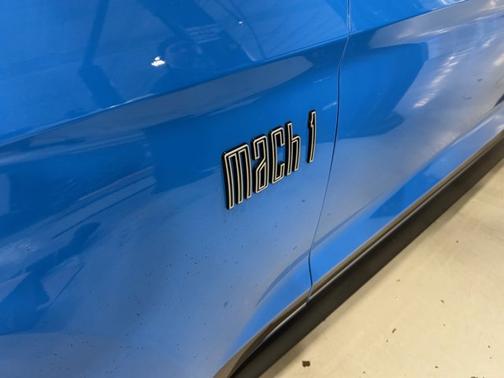2022 Ford Mustang MACH 1