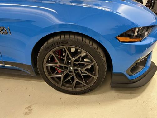 2022 Ford Mustang MACH 1