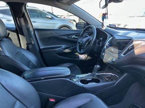 2020 Chevrolet Malibu LT W/1LT