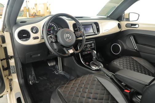 2019 Volkswagen Beetle 2.0T FINAL EDITION SEL
