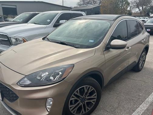 2021 Ford Escape SEL