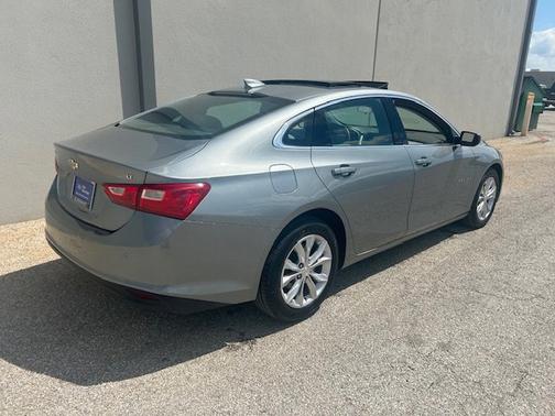 Sterling Gray Metallic 2024 Chevrolet Malibu LT W/1LT