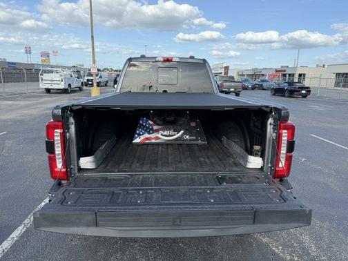 CARBONIZED GRAY 2023 Ford F-350 LARIAT SUPER DUTY