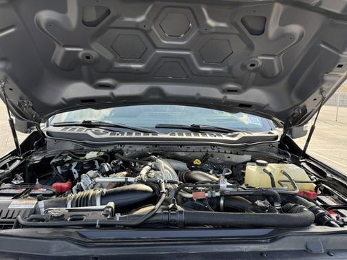 CARBONIZED GRAY 2023 Ford F-350 LARIAT SUPER DUTY