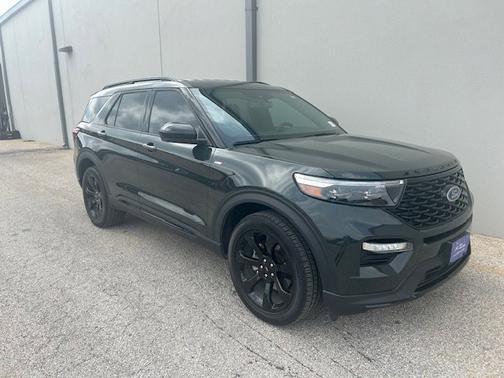 FORGED GREEN METALLIC 2023 Ford Explorer ST-LINE
