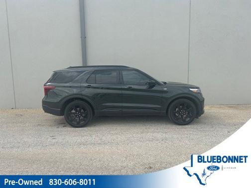 FORGED GREEN METALLIC 2023 Ford Explorer ST-LINE