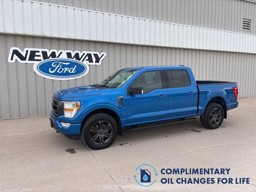 Blue Metallic 2021 Ford F-150 XLT