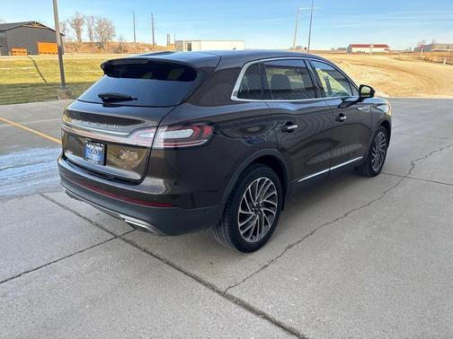 2019 Lincoln Nautilus Reserve