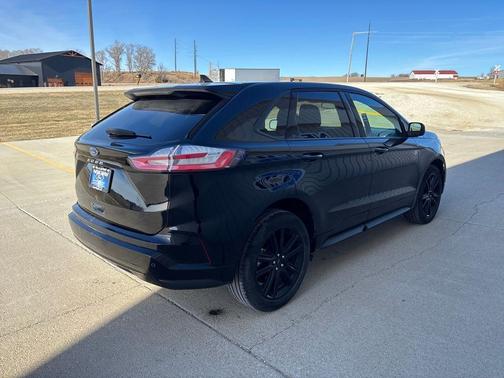 2024 Ford Edge ST Line