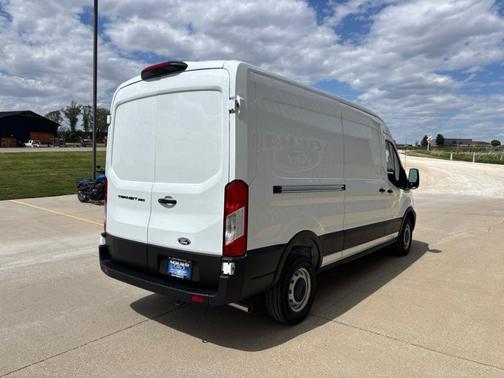 Oxford White 2026 Ford Transit-250 148 WB Medium Roof Cargo