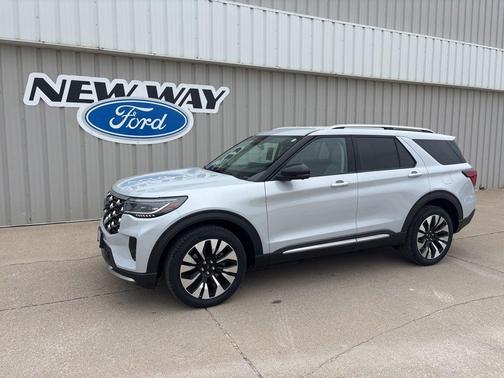 Space White Metallic 2026 Ford Explorer Platinum