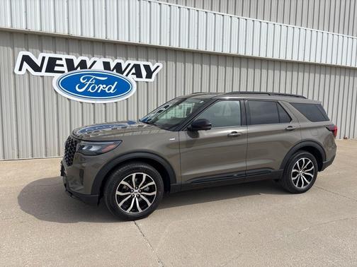 Gray 2026 Ford Explorer ST-Line
