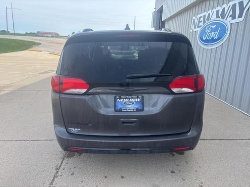 2019 Chrysler Pacifica Touring-L Plus
