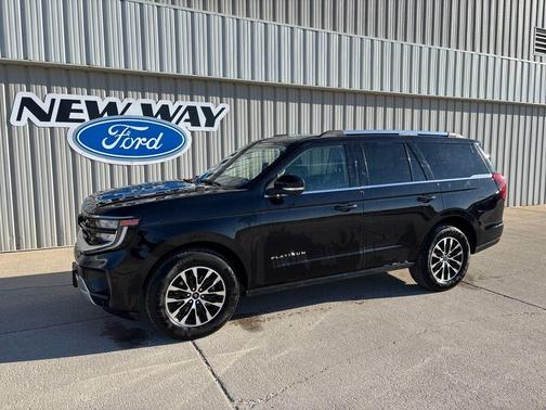 Black Metallic 2025 Ford Expedition Platinum