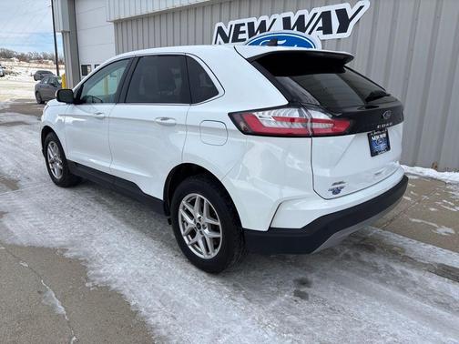 Oxford White 2024 Ford Edge SEL