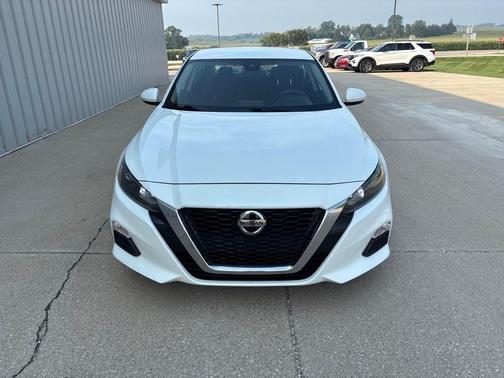 2022 Nissan Altima 2.5 S