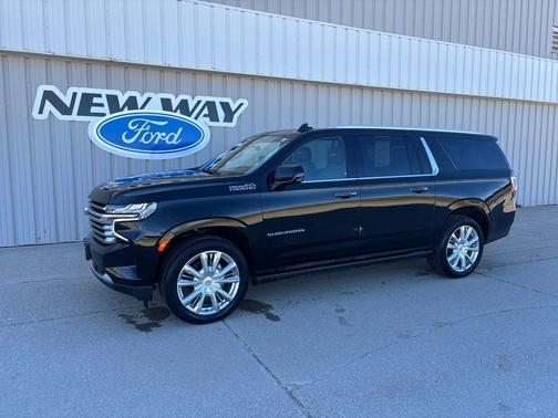 Black 2021 Chevrolet Suburban High Country