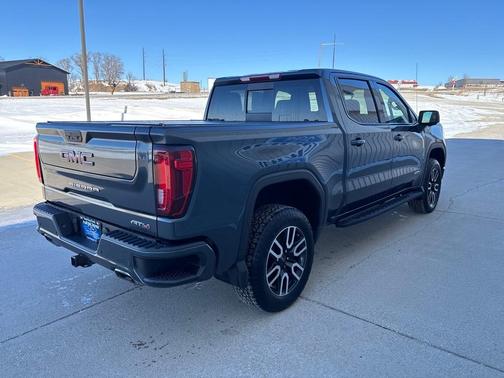 2022 GMC Sierra 1500 Limited AT4