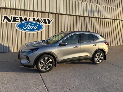 Iconic Silver Metallic 2023 Ford Escape Platinum