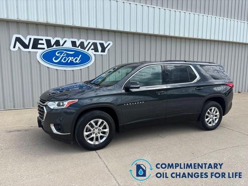 2021 Chevrolet Traverse LT Cloth