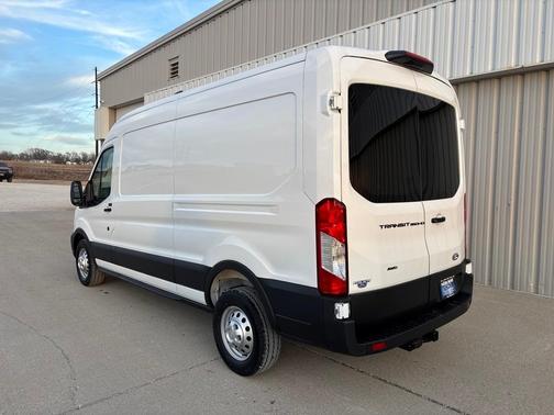 2026 Ford Transit-350 148 WB Medium Roof Cargo