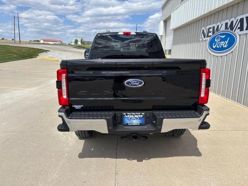 Agate Black Metallic 2026 Ford F-250 Lariat