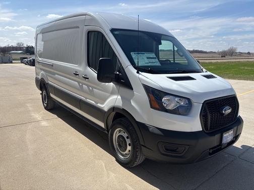 2025 Ford Transit-250 148 WB Medium Roof Cargo