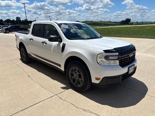 Oxford White 2024 Ford Maverick XLT